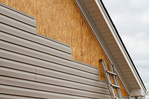 24/7 Emergency Vinyl Siding experts in Milford Center, OH
